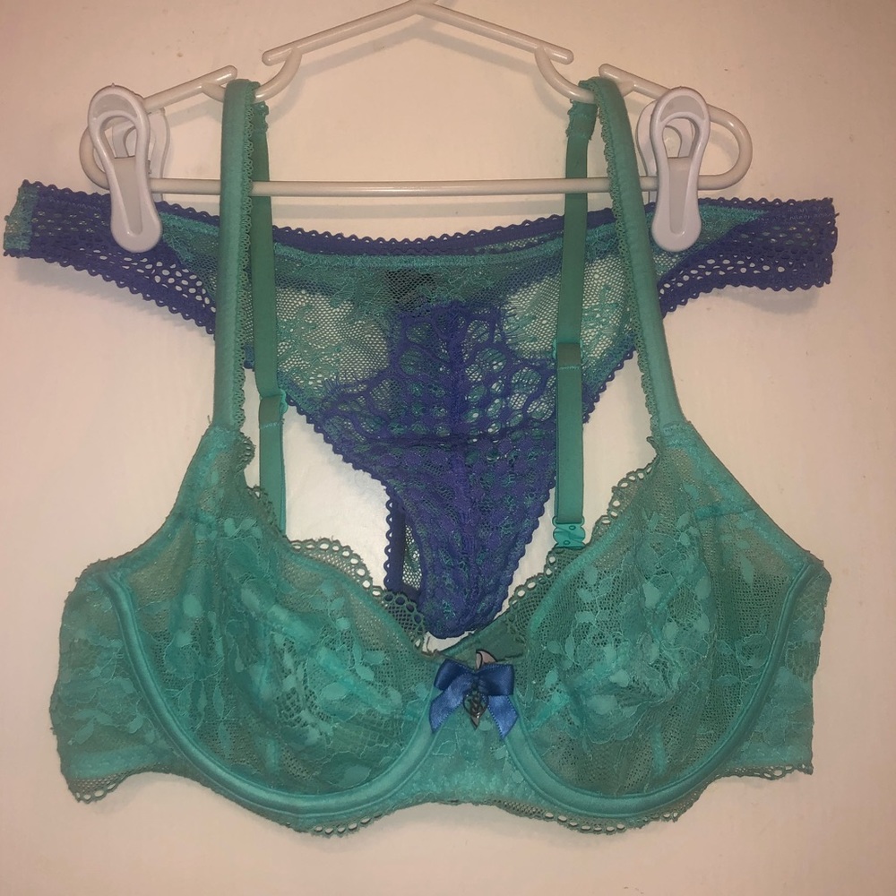 Victoria secret bra and panty set